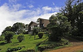 Poas Volcano Lodge